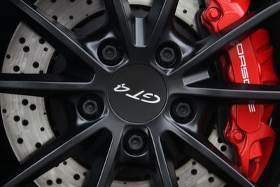 2016 Porsche Cayman GT4