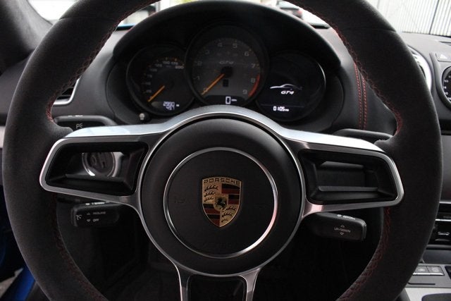 2016 Porsche Cayman GT4
