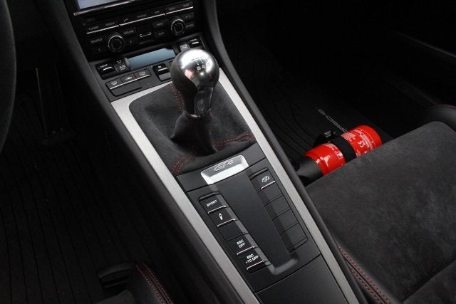 2016 Porsche Cayman GT4