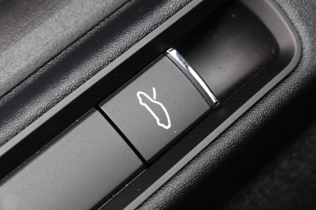 2016 Porsche Cayman GT4