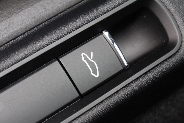 2016 Porsche Cayman GT4