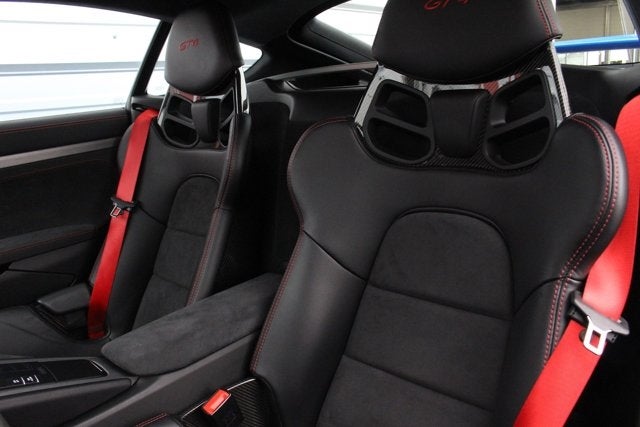 2016 Porsche Cayman GT4