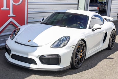 2016 Porsche Cayman GT4