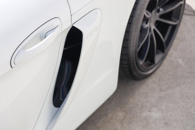 2016 Porsche Cayman GT4