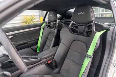 2020 Porsche 718 Cayman GT4