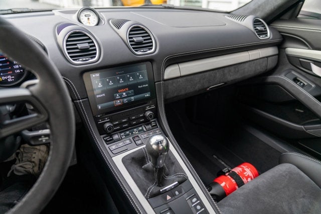 2020 Porsche 718 Cayman GT4