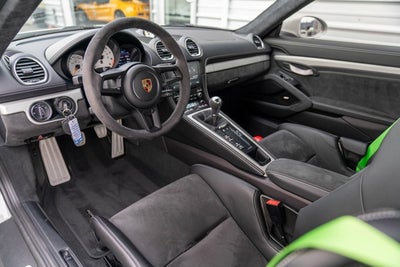 2020 Porsche 718 Cayman GT4