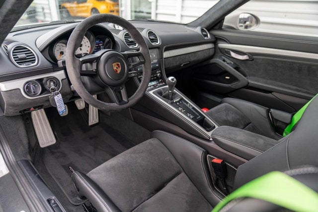 2020 Porsche 718 Cayman GT4