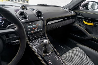 2020 Porsche 718 Cayman GT4