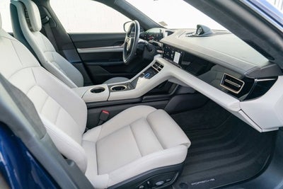 2020 Porsche Taycan Turbo