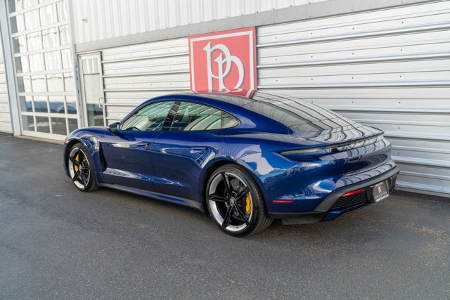 2020 Porsche Taycan Turbo