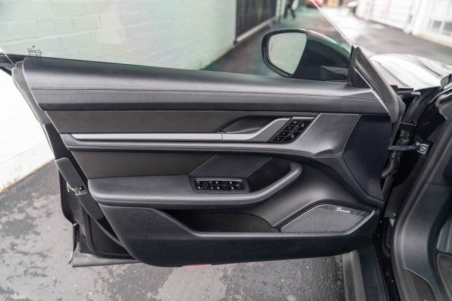 2020 Porsche Taycan Turbo S