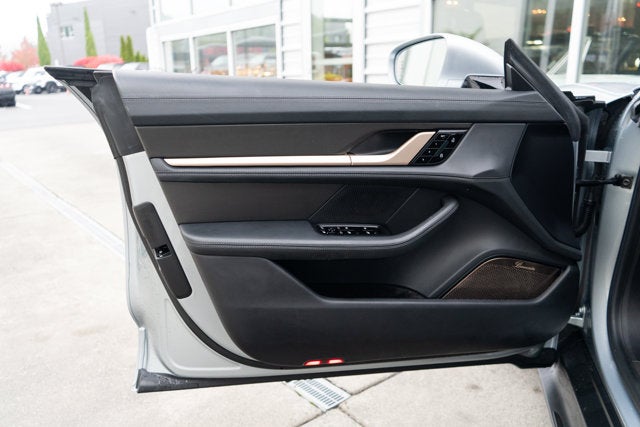 2020 Porsche Taycan Turbo S