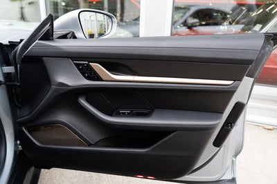 2020 Porsche Taycan Turbo S