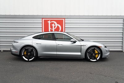 2020 Porsche Taycan Turbo S