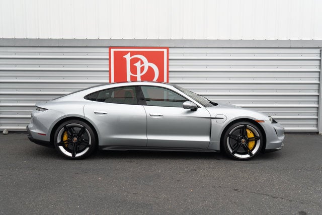 2020 Porsche Taycan Turbo S