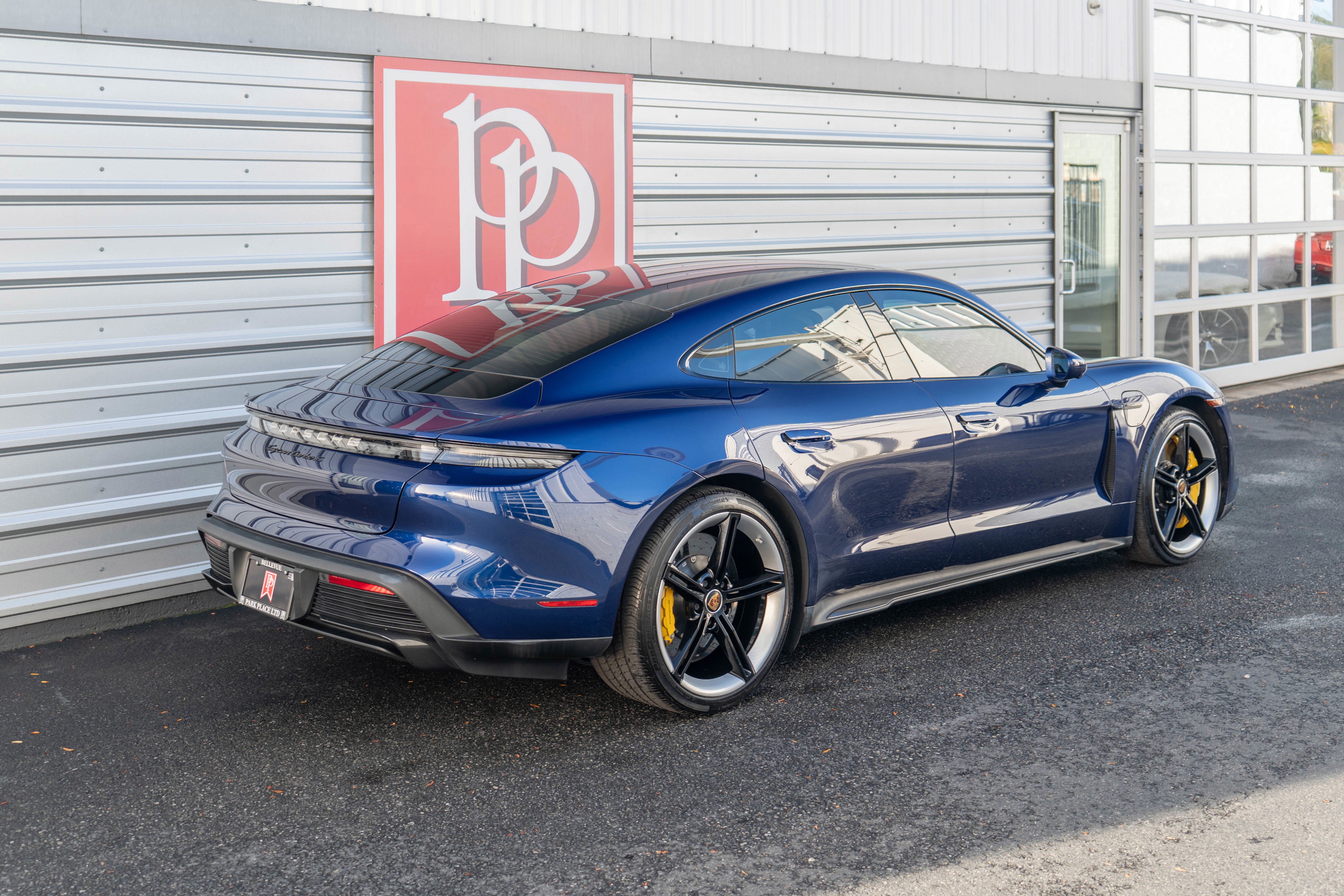 2020 Porsche Taycan Turbo S