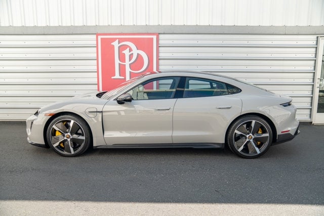2021 Porsche Taycan Turbo S
