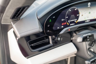 2022 Porsche Taycan Turbo S