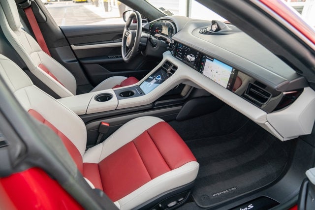 2022 Porsche Taycan Turbo S
