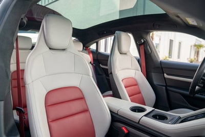 2022 Porsche Taycan Turbo S