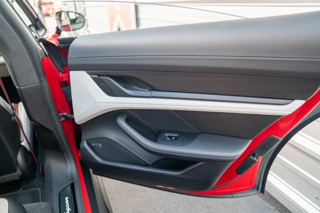 2022 Porsche Taycan Turbo S