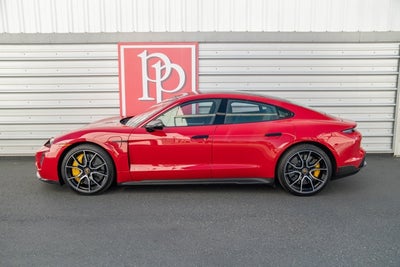2022 Porsche Taycan Turbo S