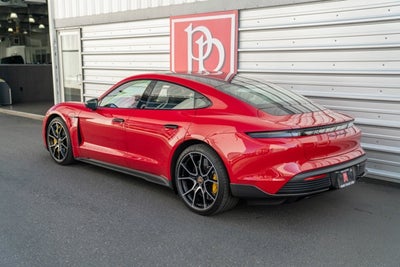 2022 Porsche Taycan Turbo S