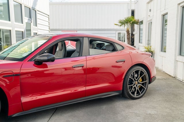 2022 Porsche Taycan Turbo S