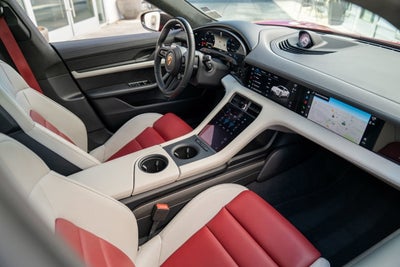 2022 Porsche Taycan Turbo S