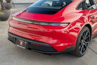 2022 Porsche Taycan Turbo S