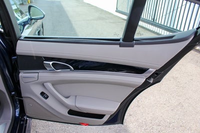 2012 Porsche Panamera S Hybrid