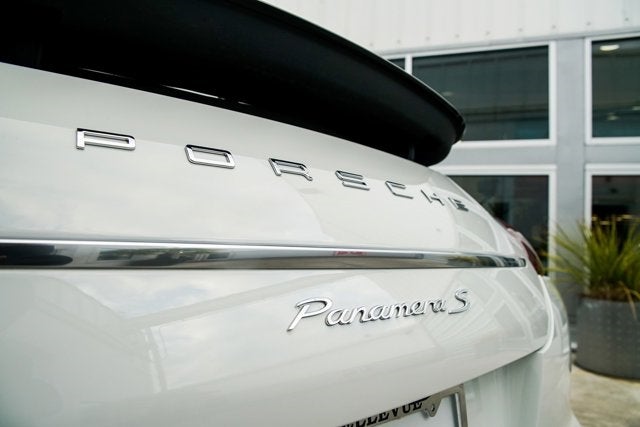 2013 Porsche Panamera S Hybrid
