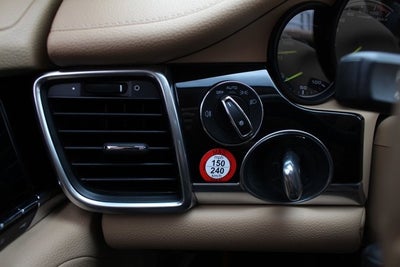 2014 Porsche Panamera S E-Hybrid