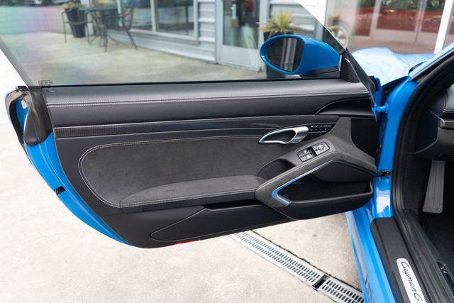 2025 Porsche 718 Cayman GTS 4.0