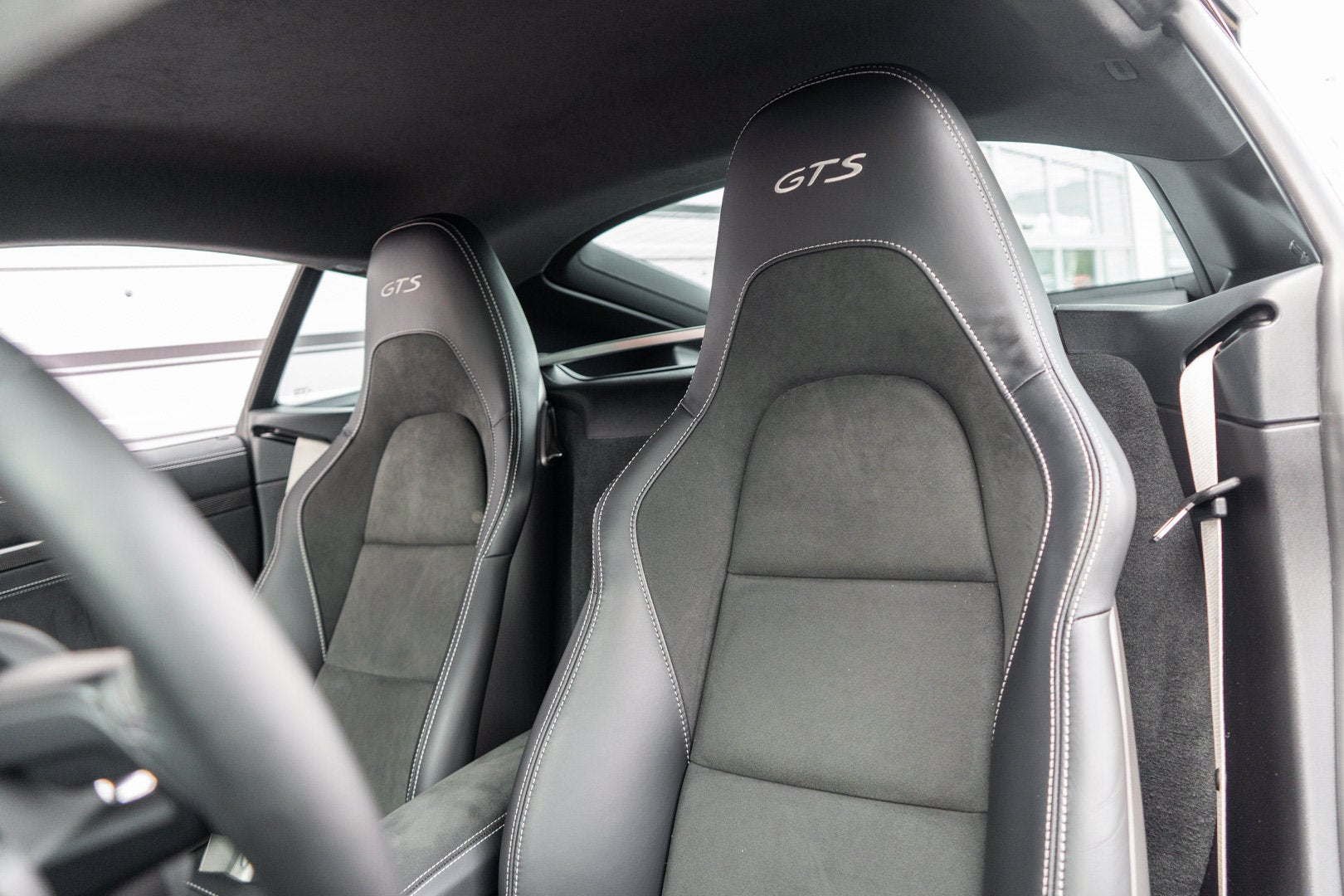 2025 Porsche 718 Cayman GTS 4.0