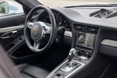 2016 Porsche 911 Turbo S