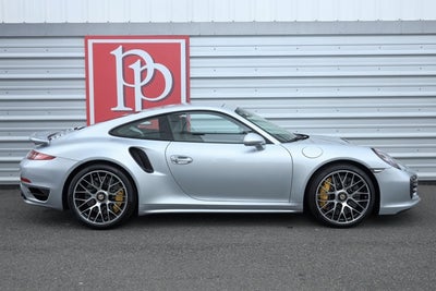 2016 Porsche 911 Turbo S