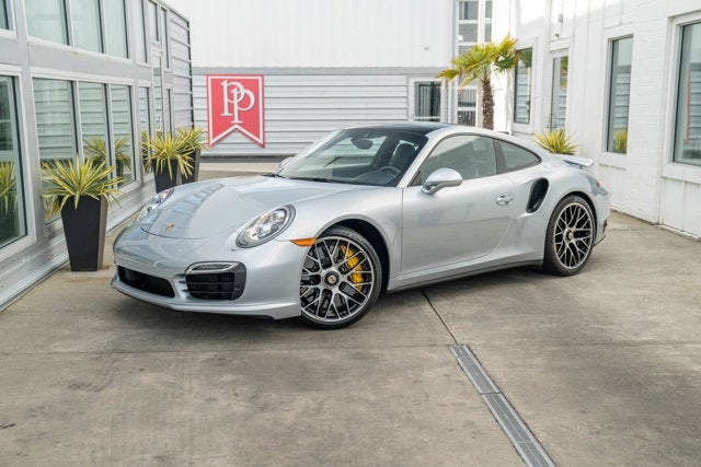 2016 Porsche 911 Turbo S