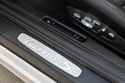 2016 Porsche 911 Turbo S