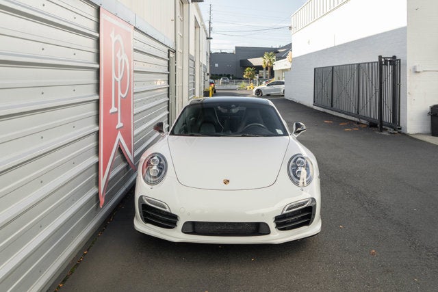 2016 Porsche 911 Turbo S