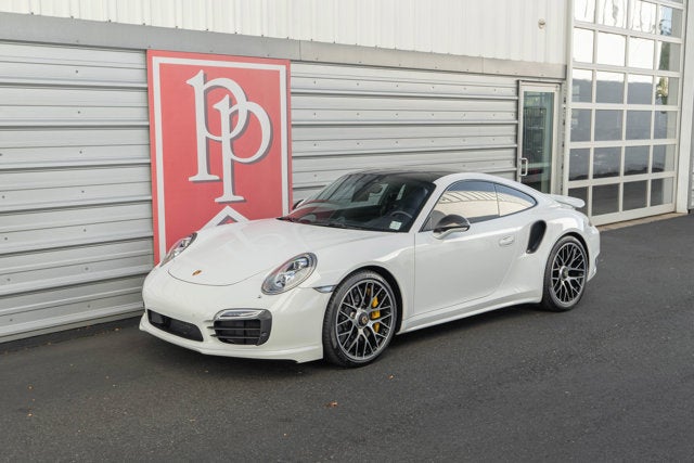 2016 Porsche 911 Turbo S