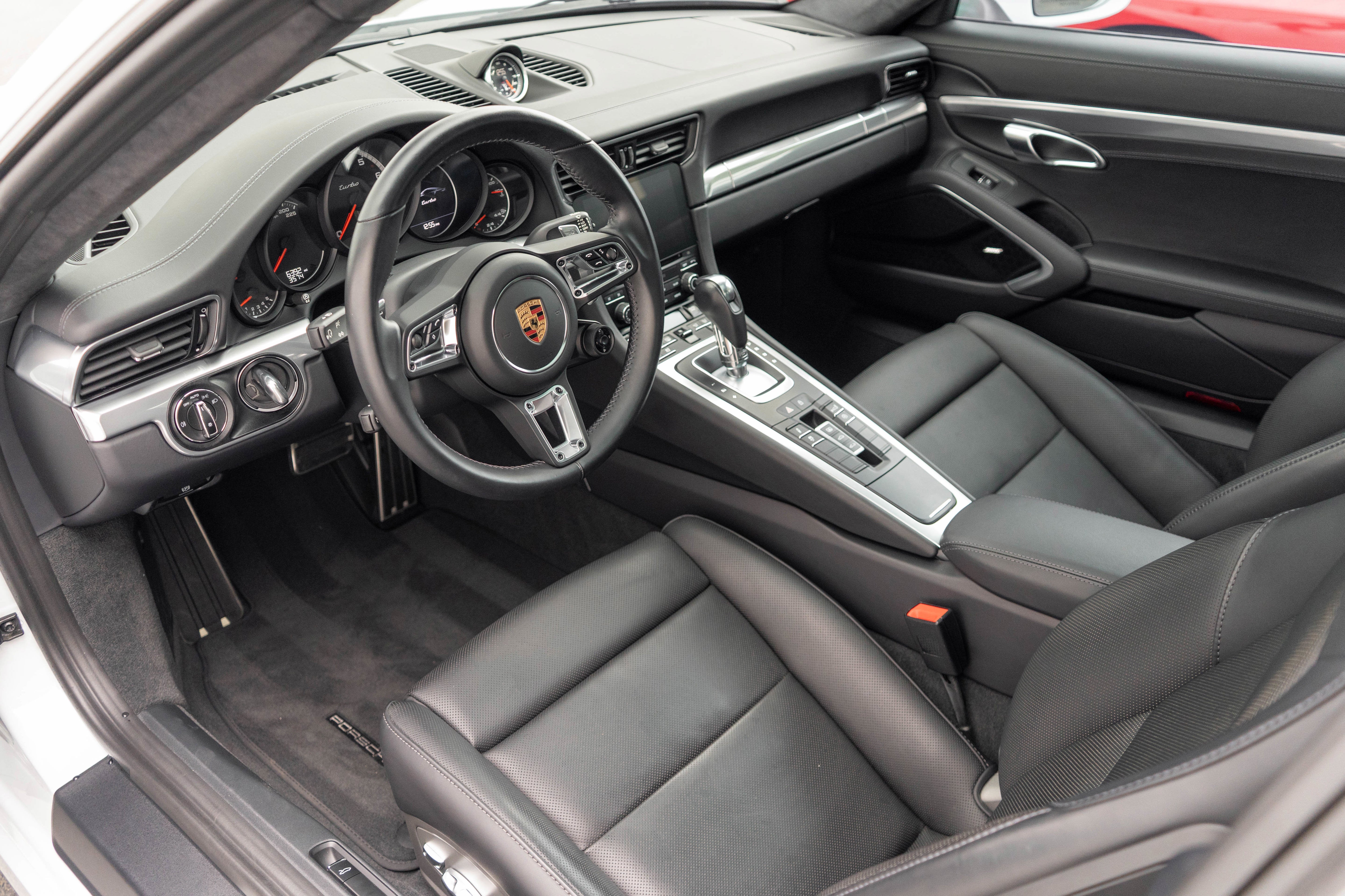 2019 Porsche 911 Turbo