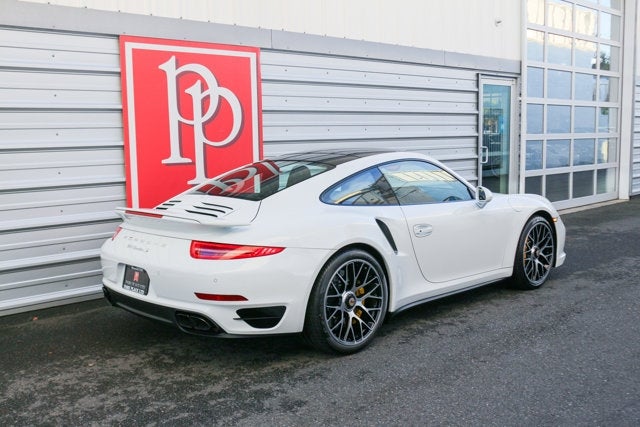 2015 Porsche 911 Turbo S