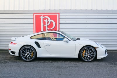 2015 Porsche 911 Turbo S