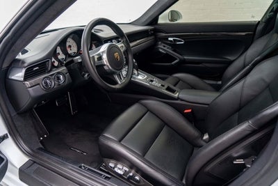 2016 Porsche 911 Turbo S