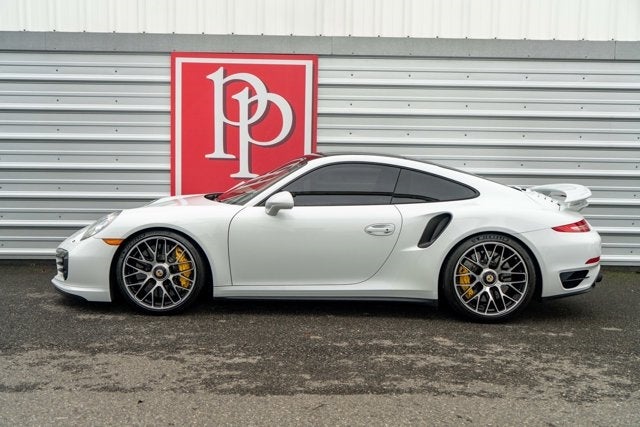 2016 Porsche 911 Turbo S