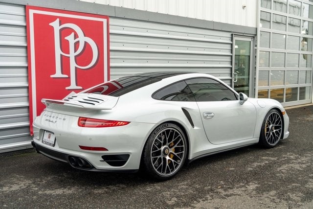 2016 Porsche 911 Turbo S