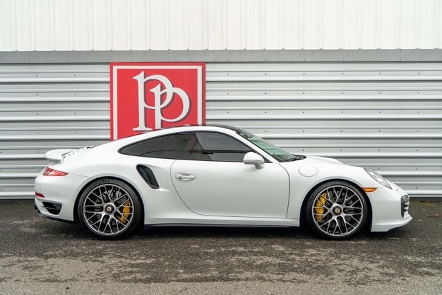 2016 Porsche 911 Turbo S