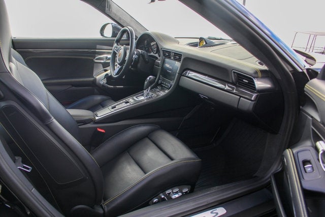 2017 Porsche 911 Turbo S